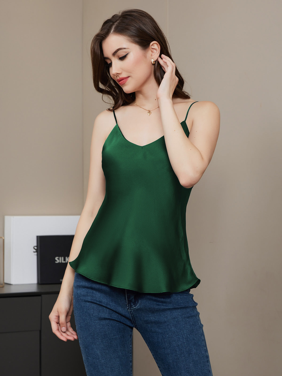 [Dunkelgrün] SilkSilky-DE Reine Seide V Ausschnitt Cami Top 005
