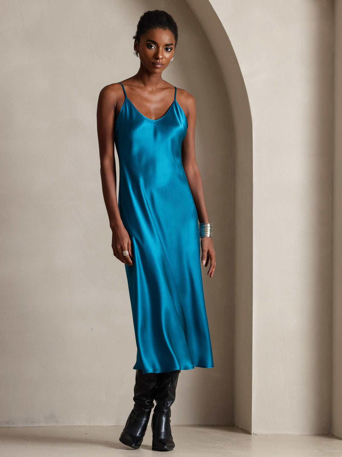[König Blau] SilkSilky-DE Reine Seide Dress 001