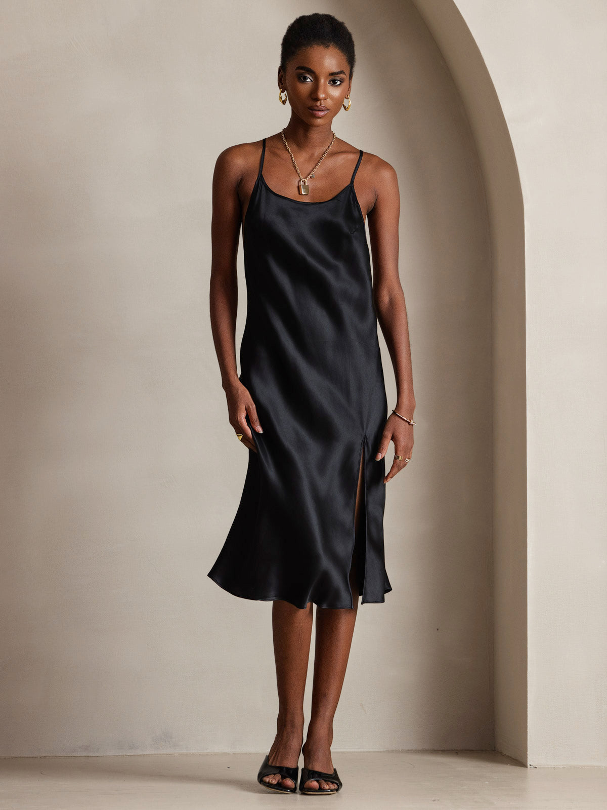 [Schwarz] SilkSilky-DE Spaghettiträger Tiefer Rundhalsausschnitt Kleider 005