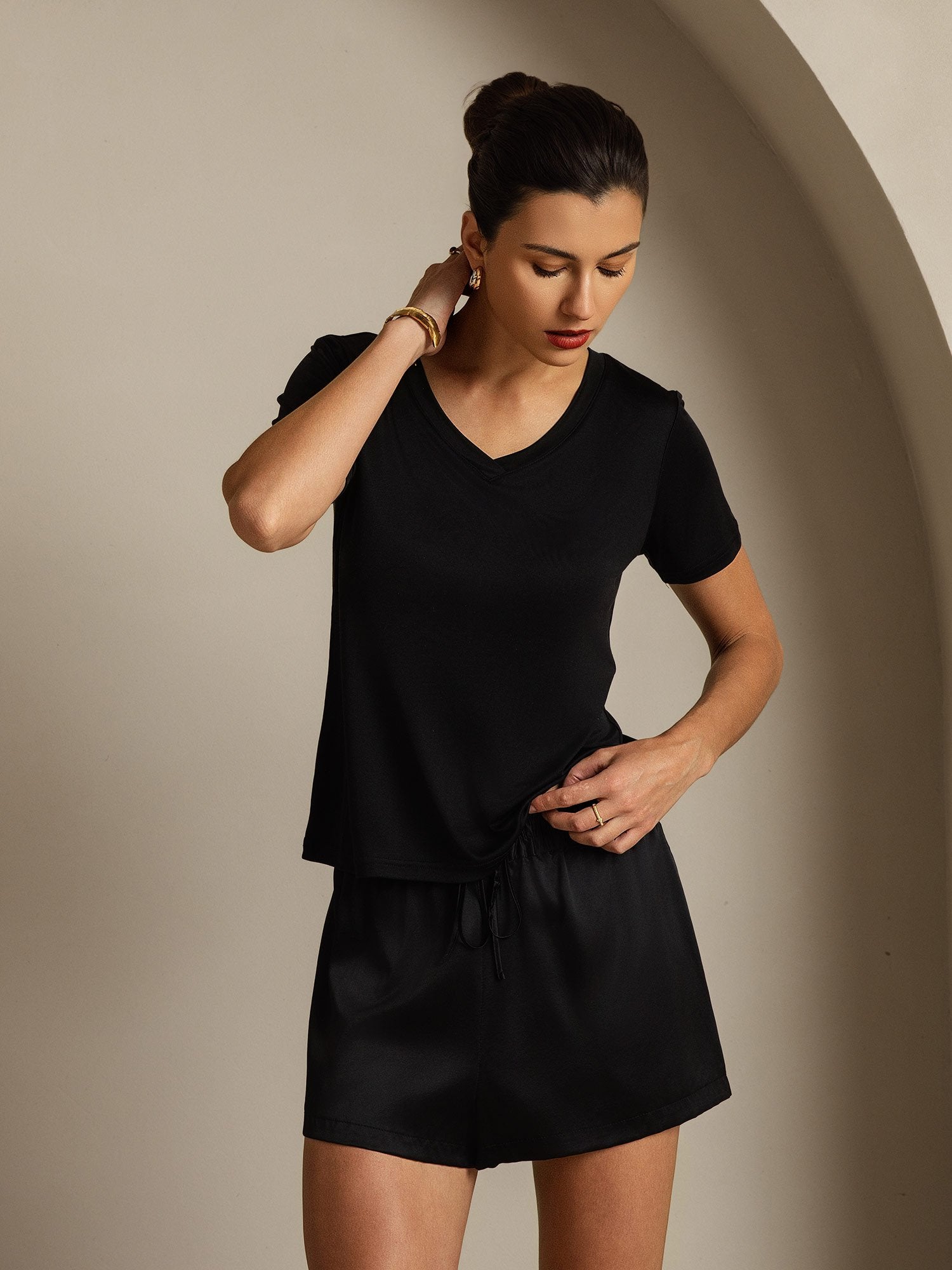 [Schwarz] SilkSilky-DE Reine Seide V Ausschnitt T-Shirt 005