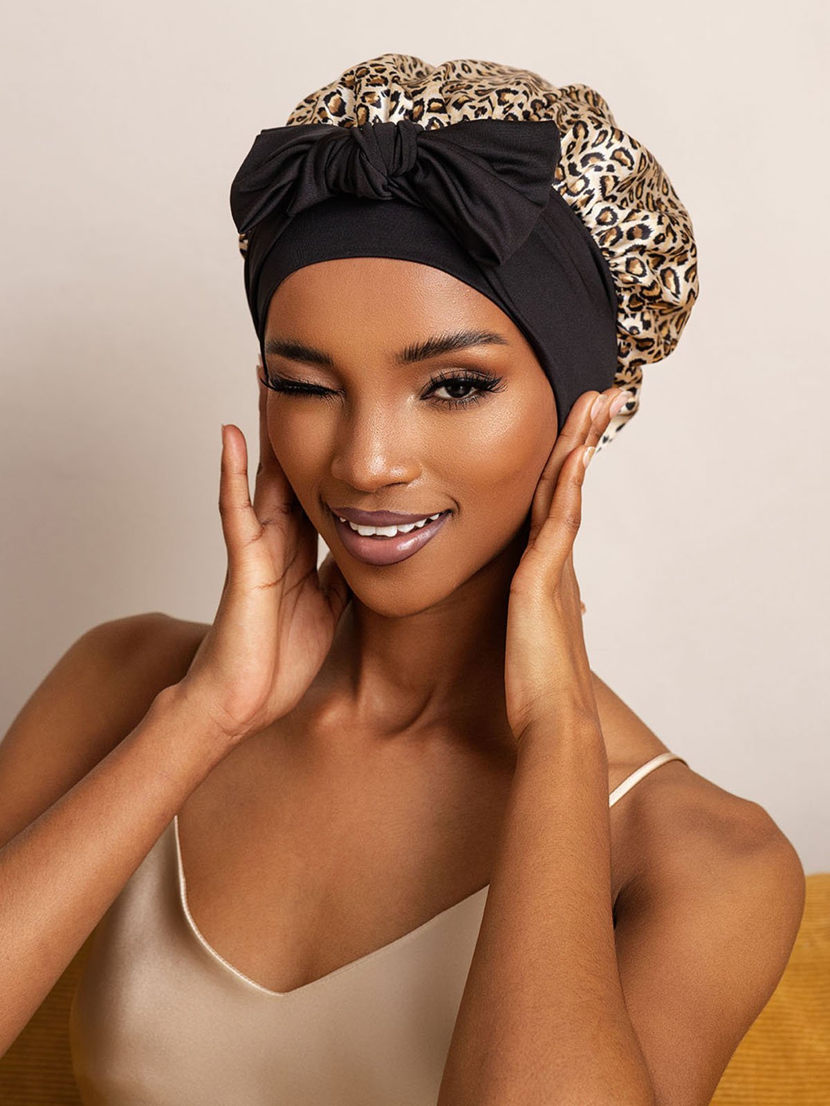 [Leopard] SilkSilky-DE Reine Seide Sleep Cap 004