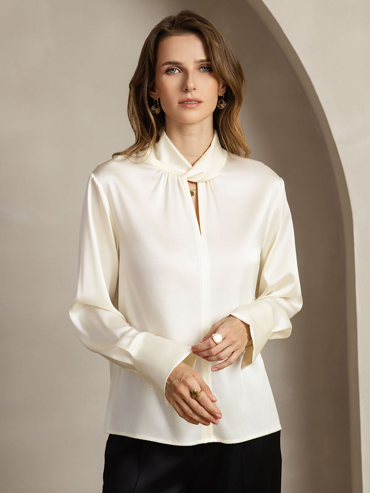 [Elfenbeinfarbe] SilkSilky-DE 19Momme Seide Womens Shirt 004