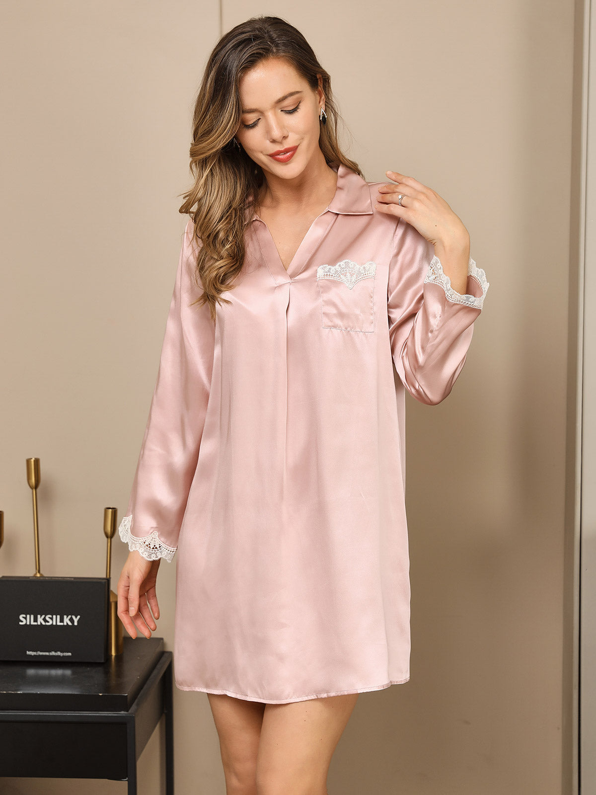 SilkSilky DE Reine Seide Langärmelig V Ausschnitt Nachthemden Rosa 001