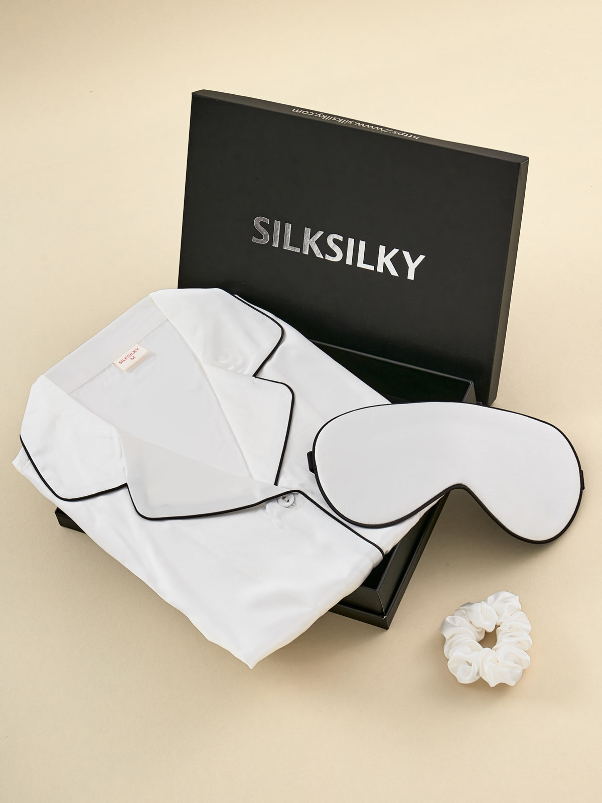 SilkSilky DE Reine Seide Langärmelig Revers Damen Pyjamas Weiß 001